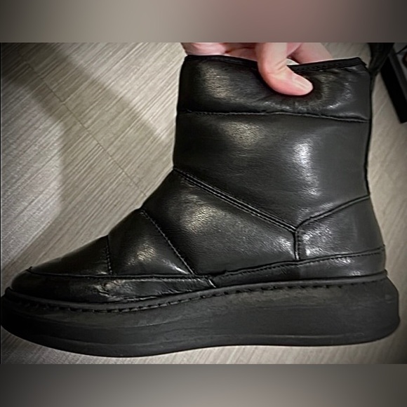 Ivylee Copenhagen Leather Platform Moon boots in black color EU size 36 = US 6.0 - Picture 3 of 11